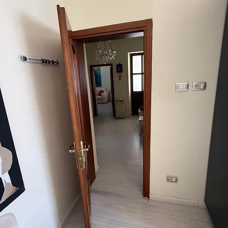 Washingtonian International Ventures Shpk Apartment